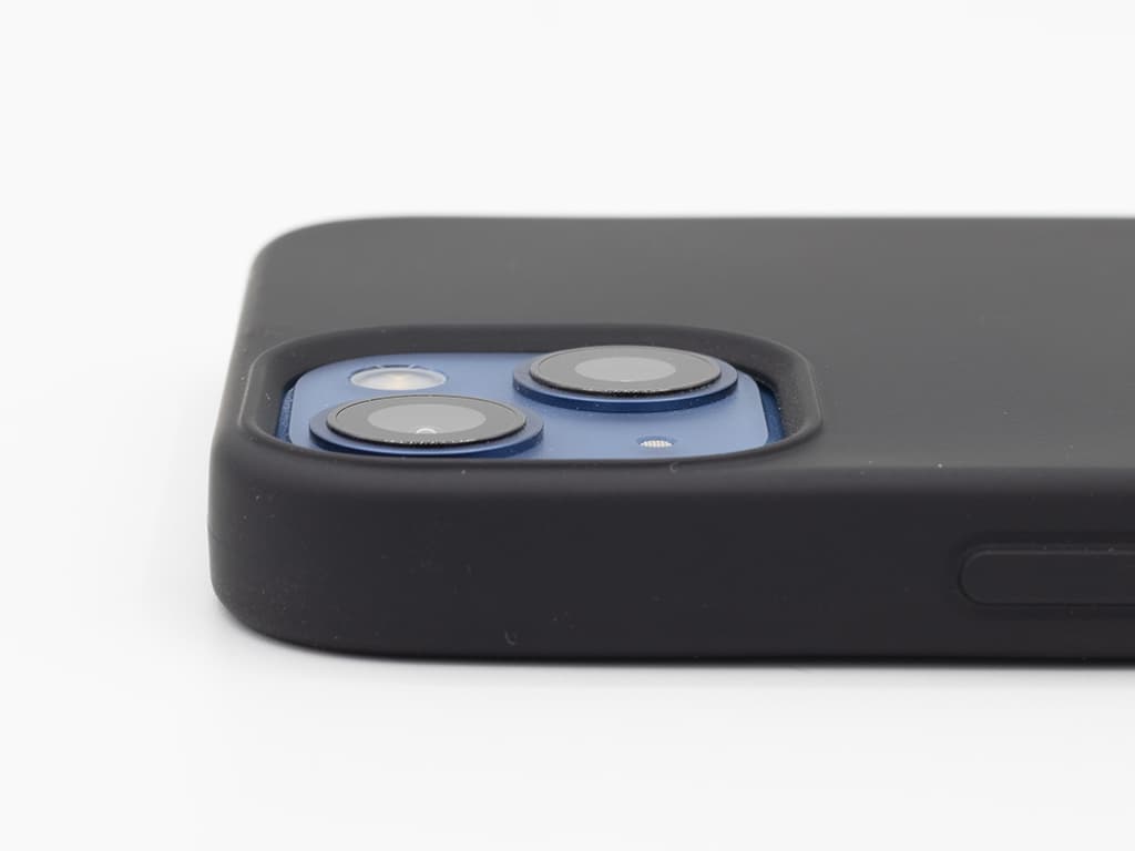 Silikonový obal na iPhone 13 - Černý - 6